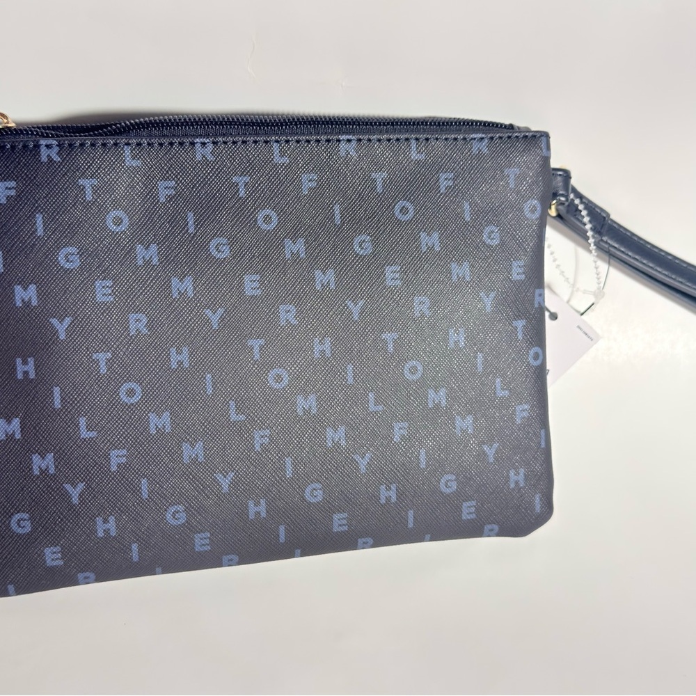 Tommy Hilfiger Signature Stripe Wristlet Navy Blue Wallet Clutch NWT - Picture 8 of 9
